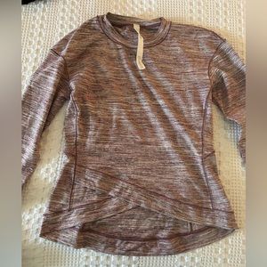 Lulu lemon long sleeve size small